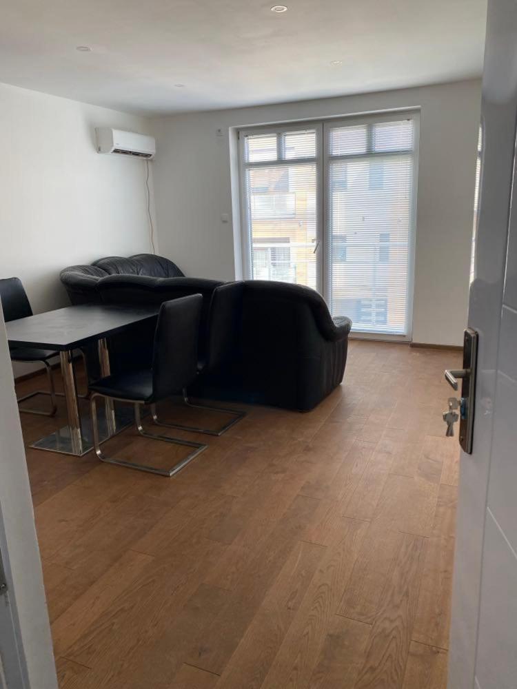 Sandra Apartmani Vrsac Eksteriør billede