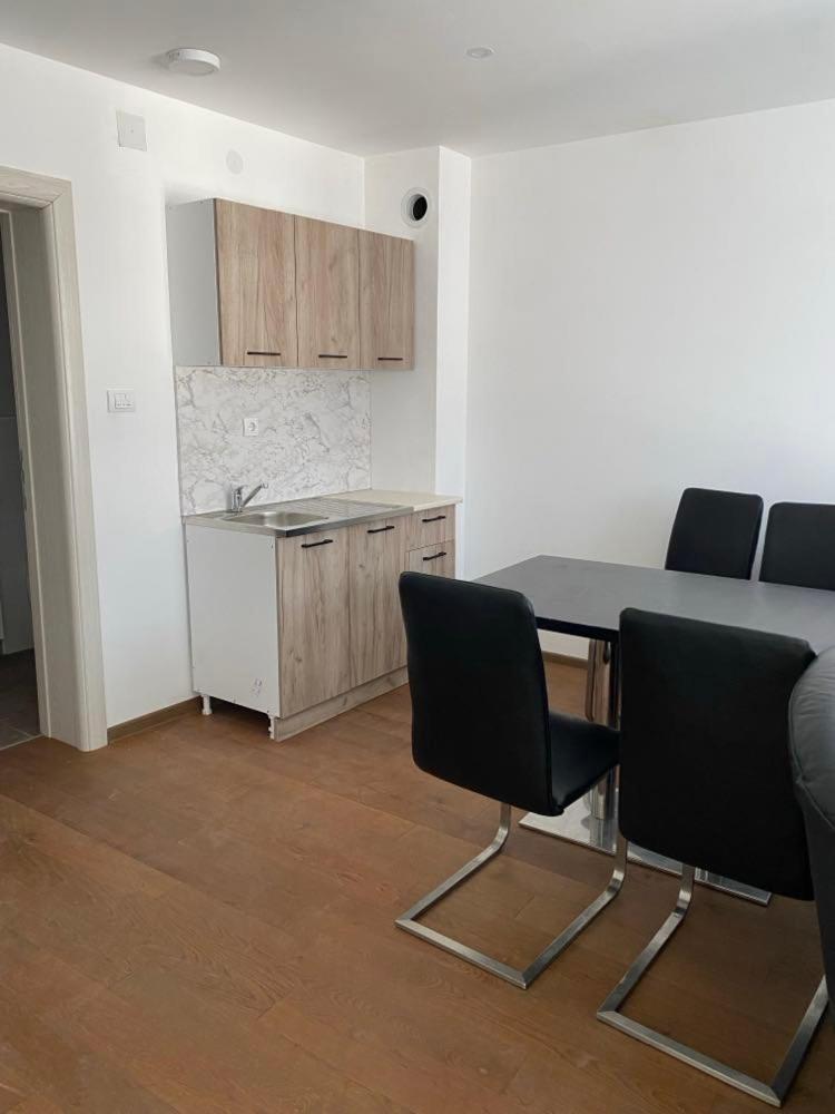 Sandra Apartmani Vrsac Eksteriør billede