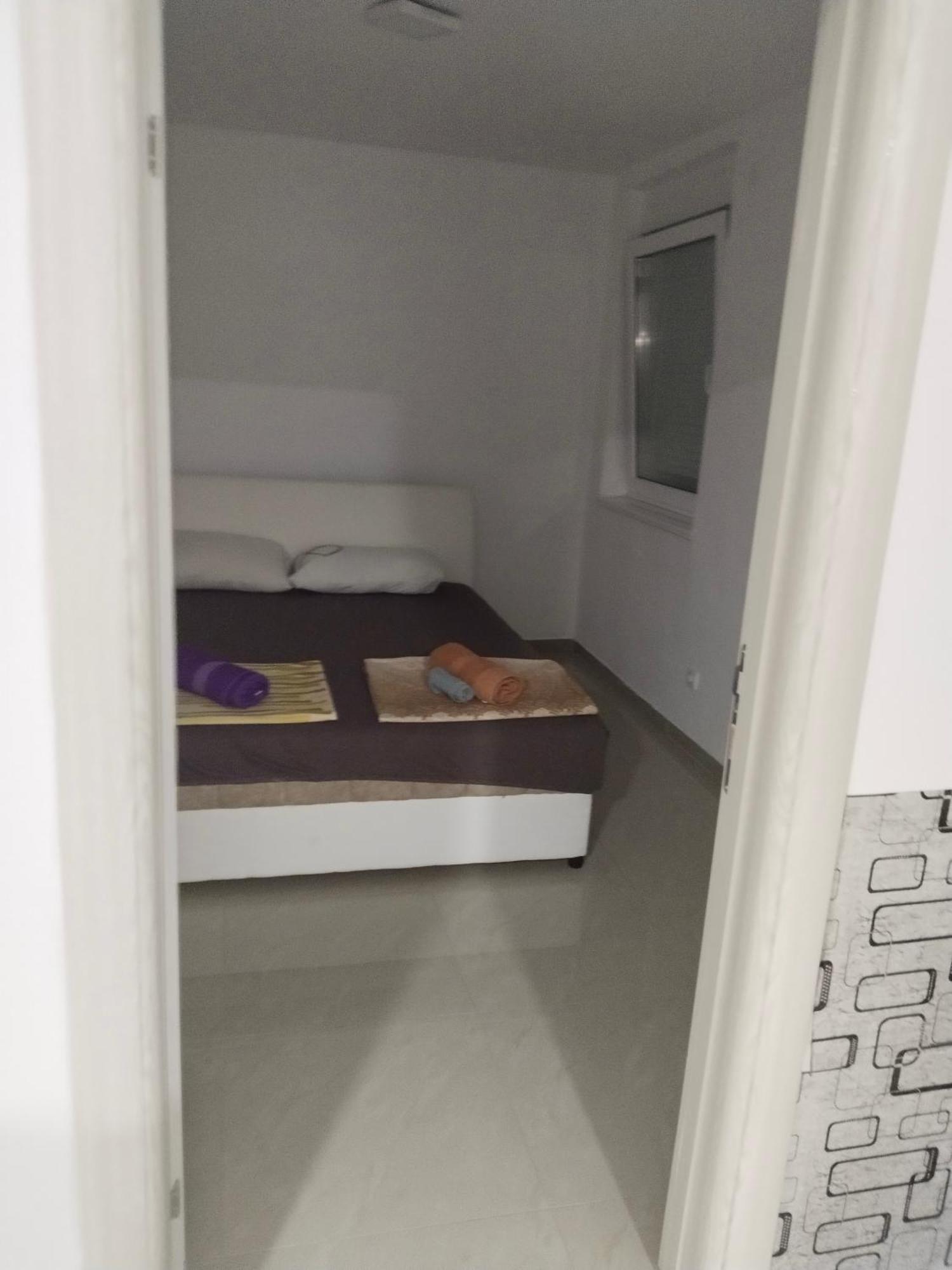 Sandra Apartmani Vrsac Eksteriør billede